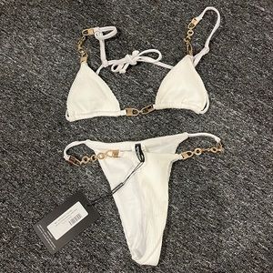 Pretty Little Thing bikini